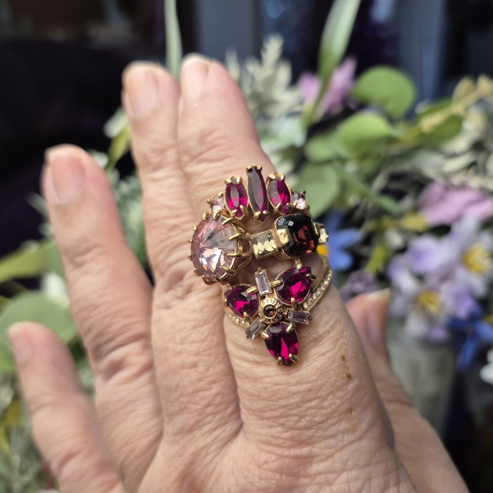 Henri Bendel Pink/Red/Ruby/Garnet Colored Gemstone Ring